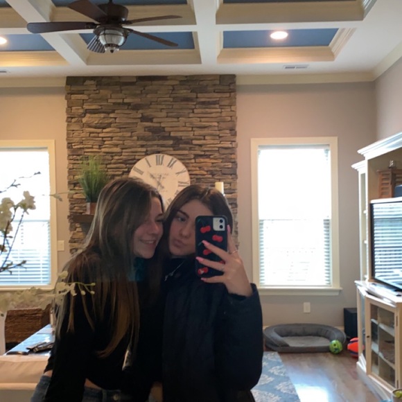 Meet your Posher, Catherine - Picture 1 of 1